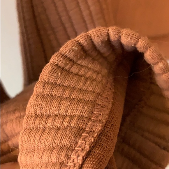 *2/$30* Aritzia Babaton Caleb sweater size S - Picture 10 of 12